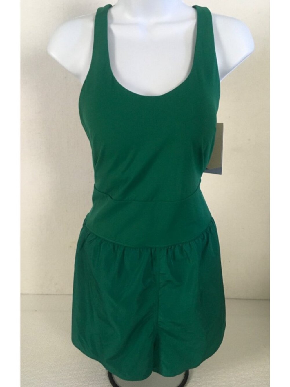 Avia Crossback Romper Size L 12 to 14 Green Zippered Pocket Moisture Wicking New